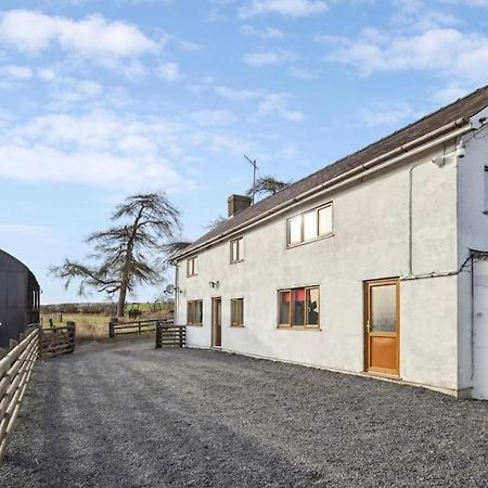 Upper Caerfaelog Farmhouse Llanbister Exteriér fotografie